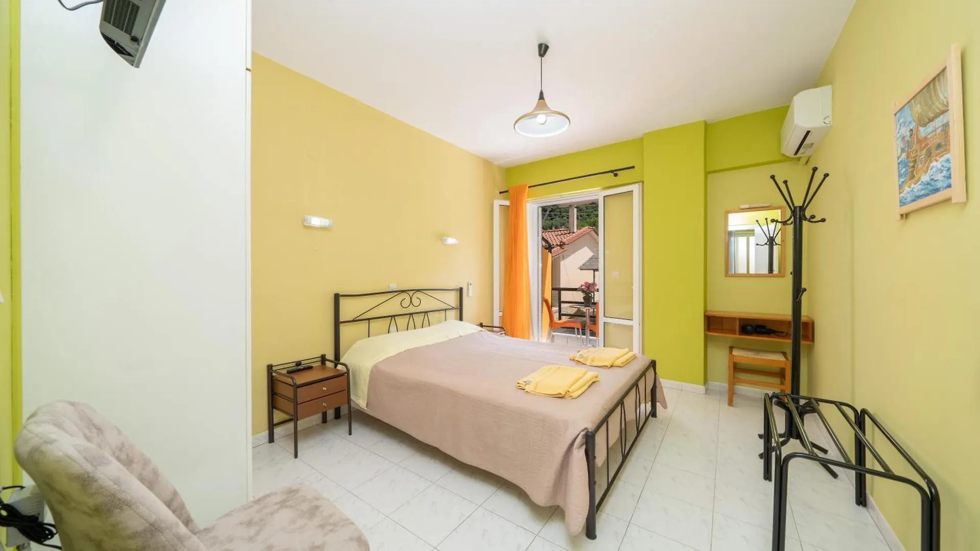 Aparthotel Remezzo Apartments Sami